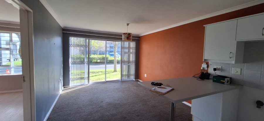 To Let 2 Bedroom Property for Rent in Pinelands Western Cape